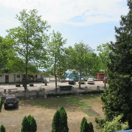 In Csopak/balaton 18320 Csopak